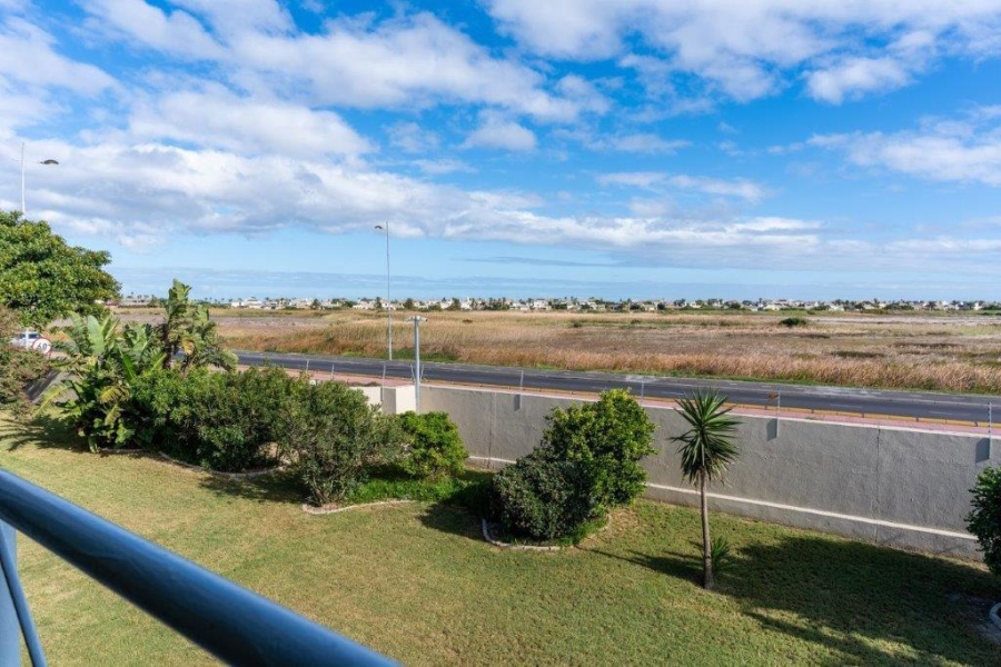 2 Bedroom Property for Sale in Milnerton Western Cape